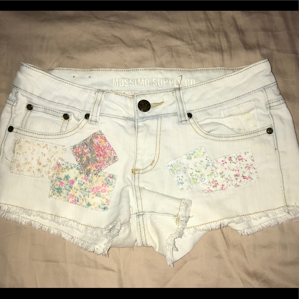 White patch shorts